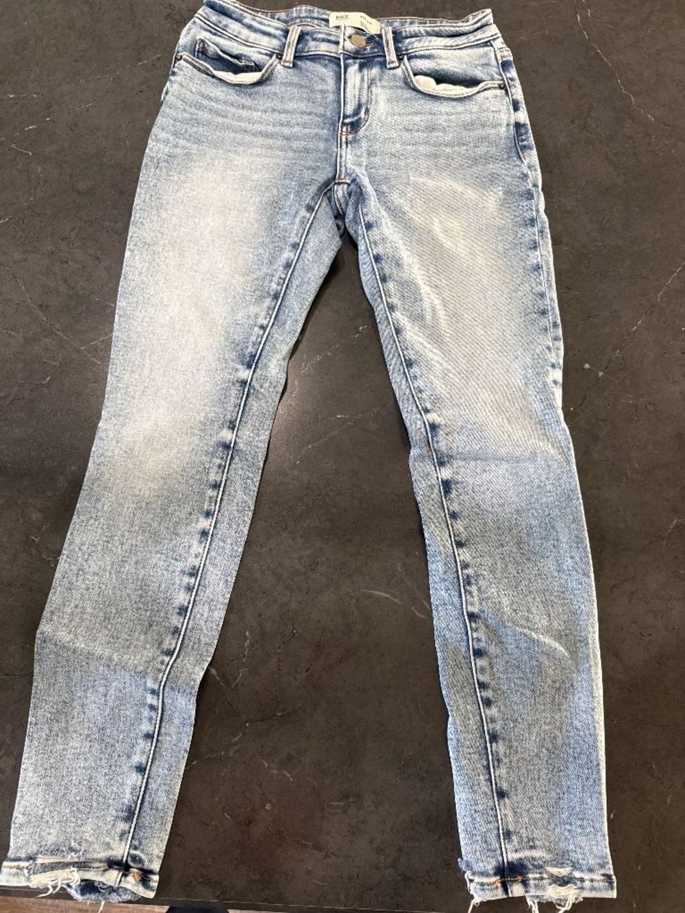 BKE Stella 26x27 slim fit, low rise, ankle skinny jeans